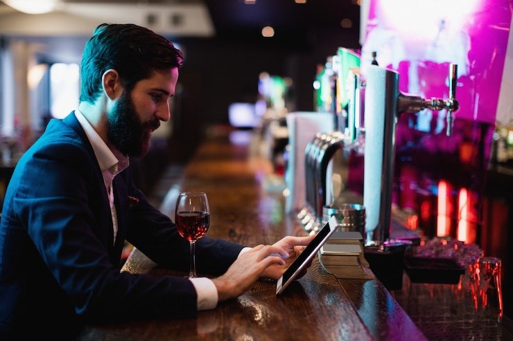 wsbos mobile app dashboard showing live dealer tables and sportsbook sections